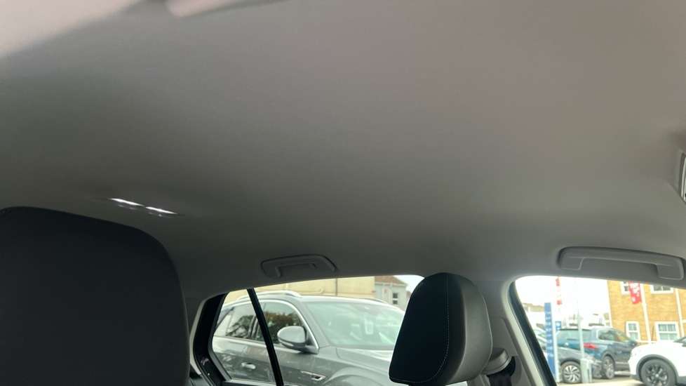 Used Volkswagen Golf 2025 for sale - 76393705: Photo 38