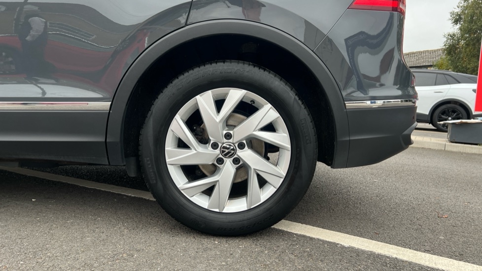 Used Volkswagen Tiguan 2022 for sale - 75829274: Photo 5