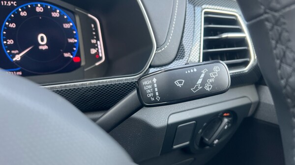 Used Volkswagen T-Cross 2024 for sale - 76124307: Photo 32