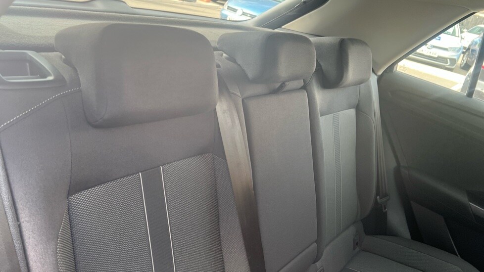 Used Volkswagen T-Roc 2022 for sale - 76007672: Photo 15