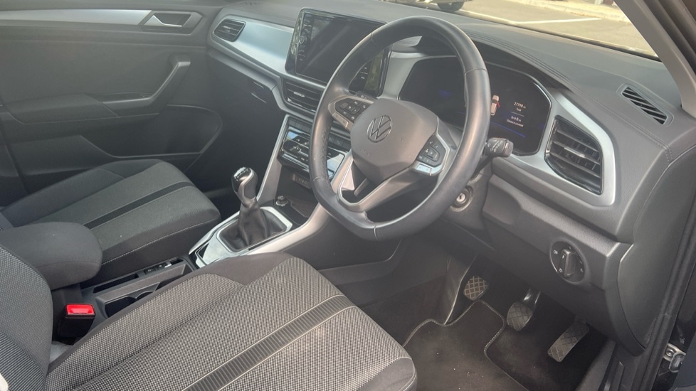 Used Volkswagen T-Roc 2022 for sale - 76007672: Photo 26