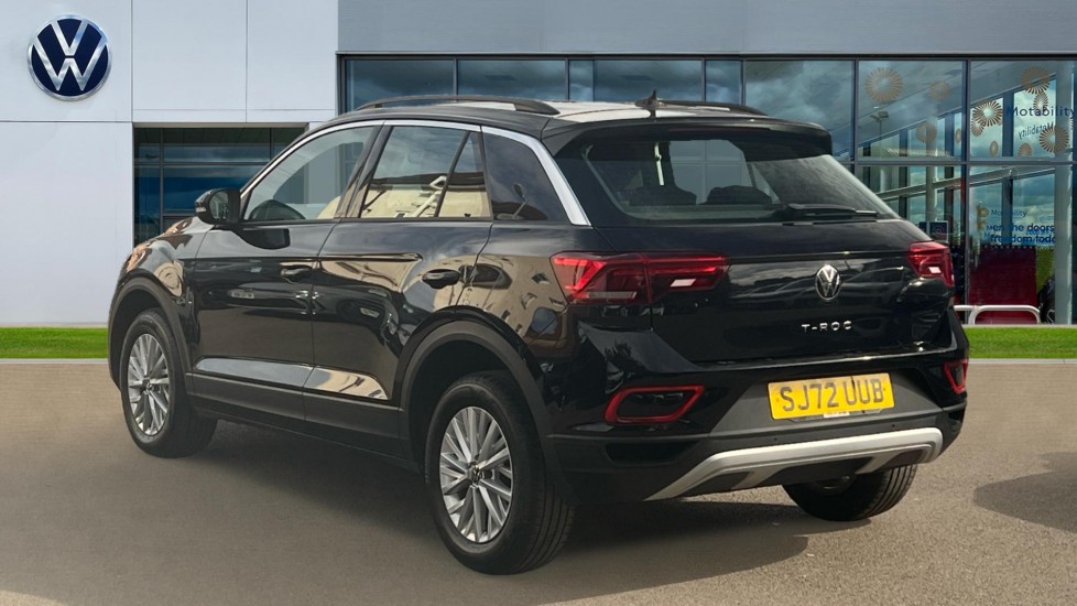 Used Volkswagen T-Roc 2022 for sale - 76007672: Photo 3