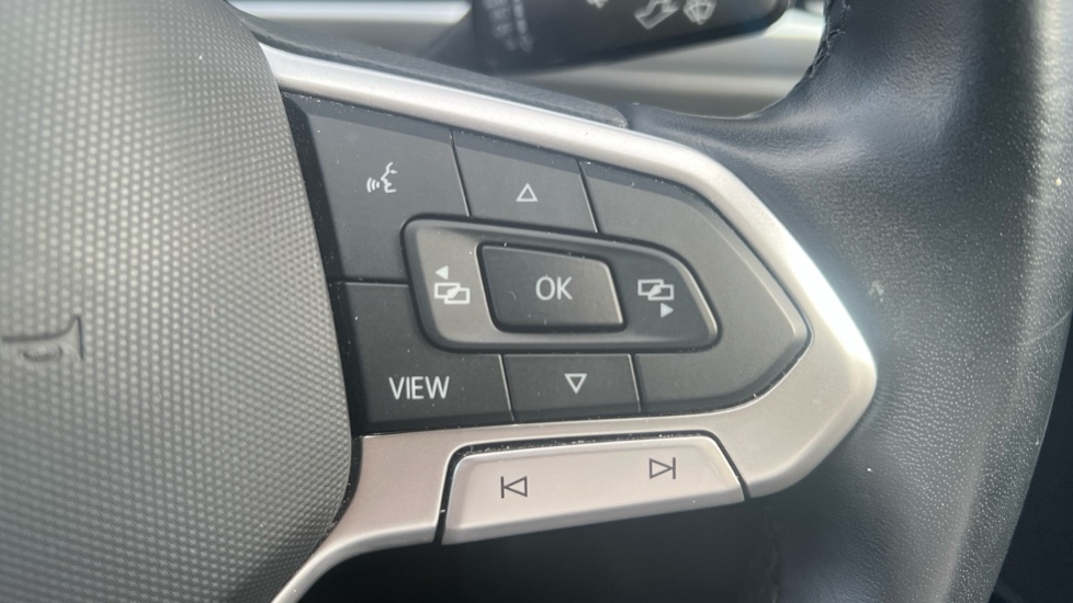 Used Volkswagen T-Roc 2022 for sale - 76007672: Photo 30