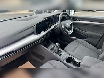 Used Volkswagen Golf 2022 for sale - 76124587: Photo 2