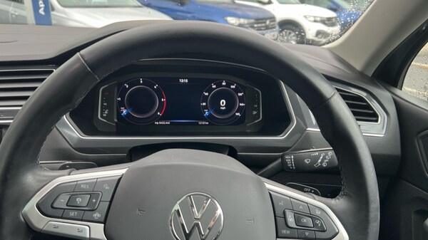 Used Volkswagen Tiguan Allspace 2023 for sale - 76208891: Photo 14