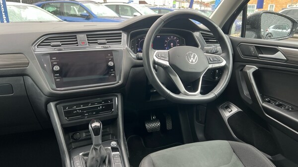 Used Volkswagen Tiguan Allspace 2023 for sale - 76208891: Photo 6