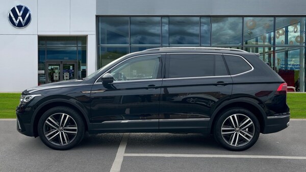 Used Volkswagen Tiguan Allspace 2023 for sale - 76208891: Photo 9