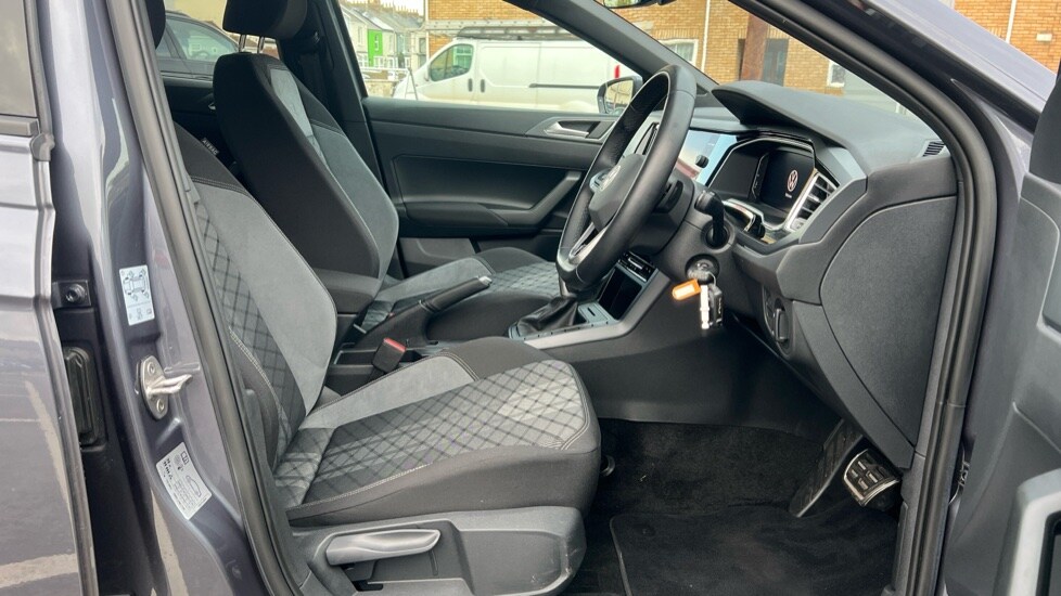 Used Volkswagen Polo 2024 for sale - 76384459: Photo 26