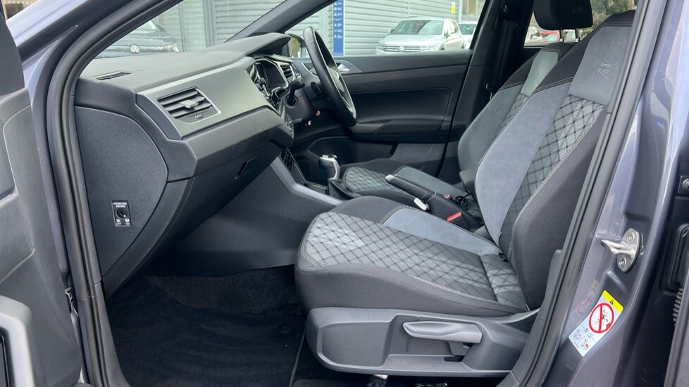 Used Volkswagen Polo 2024 for sale - 76384459: Photo 28