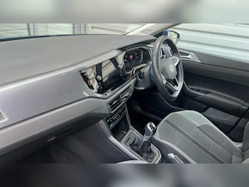 Used Volkswagen Polo 2022 for sale - 75603003: Photo