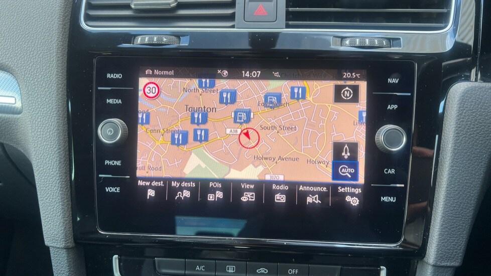 Used Volkswagen Golf 2020 for sale - 76191188: Photo 22