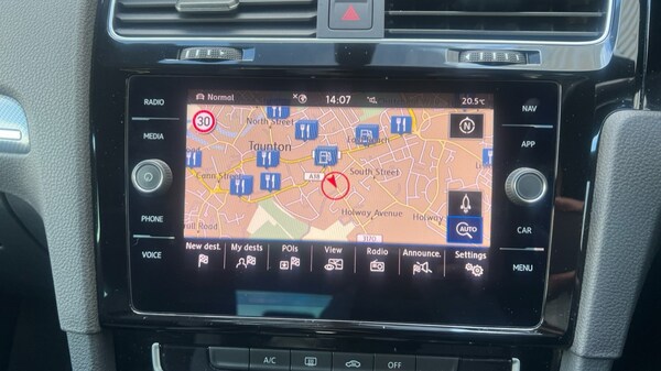 Used Volkswagen Golf 2020 for sale - 76191188: Photo 22