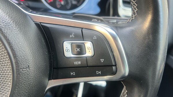 Used Volkswagen Golf 2020 for sale - 76191188: Photo 30