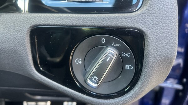 Used Volkswagen Golf 2020 for sale - 76191188: Photo 38