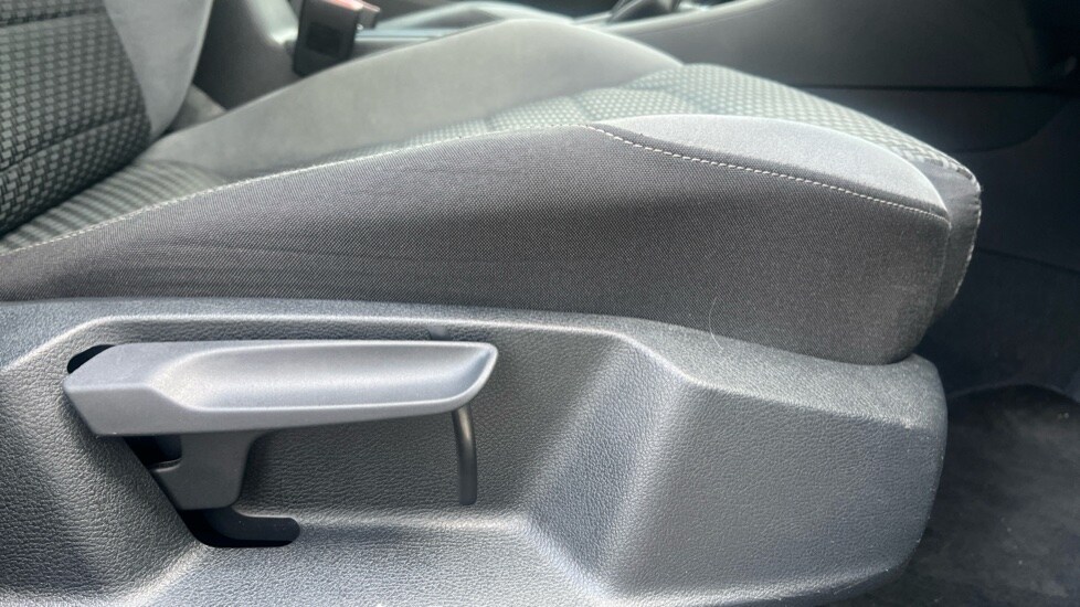 Used Volkswagen Golf 2020 for sale - 76191188: Photo 39