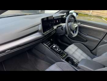 Used Volkswagen Golf 2024 for sale - 74734898: Photo