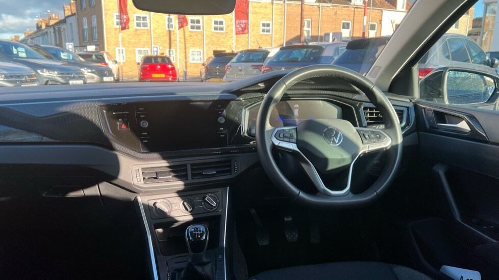 Used Volkswagen Polo 2024 for sale - 76434687: Photo 6