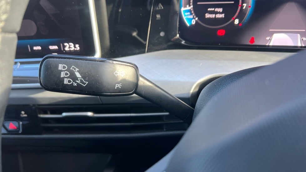 Used Volkswagen Golf 2024 for sale - 76434822: Photo 32