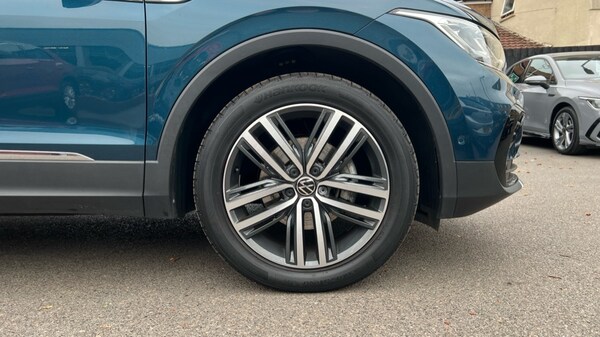Used Volkswagen Tiguan 2023 for sale - 76062378: Photo 18