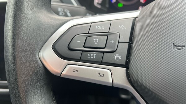 Used Volkswagen Tiguan 2023 for sale - 76062378: Photo 31