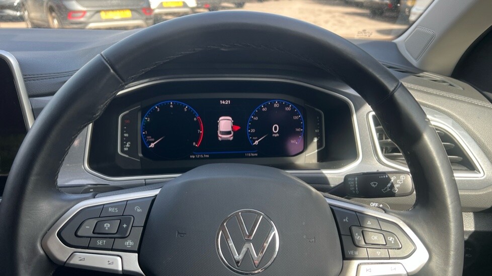 Used Volkswagen T-Roc 2024 for sale - 75874258: Photo 14