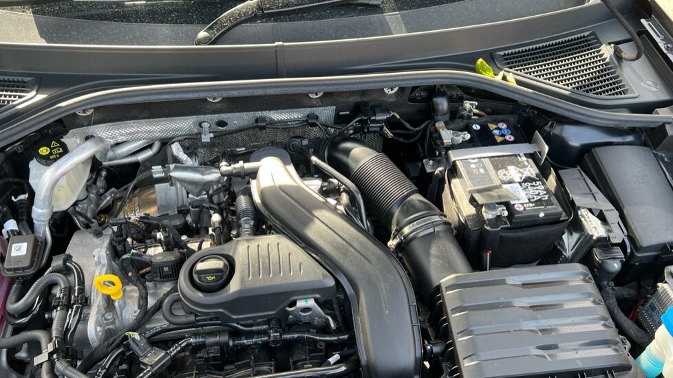 Used Volkswagen T-Roc 2024 for sale - 75874258: Photo 17