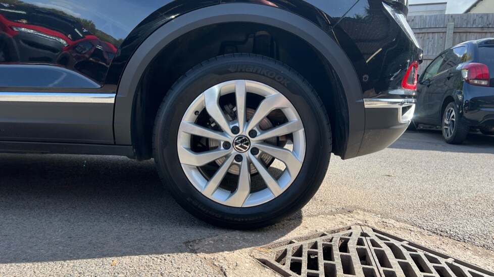 Used Volkswagen T-Roc 2024 for sale - 75874258: Photo 18