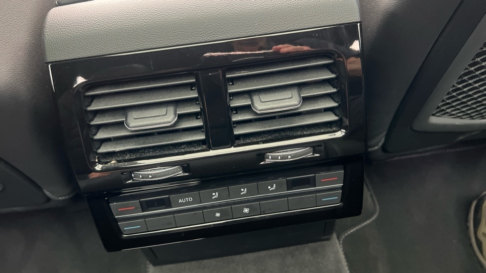 Used Volkswagen Touareg 2025 for sale - 76788348: Photo 34