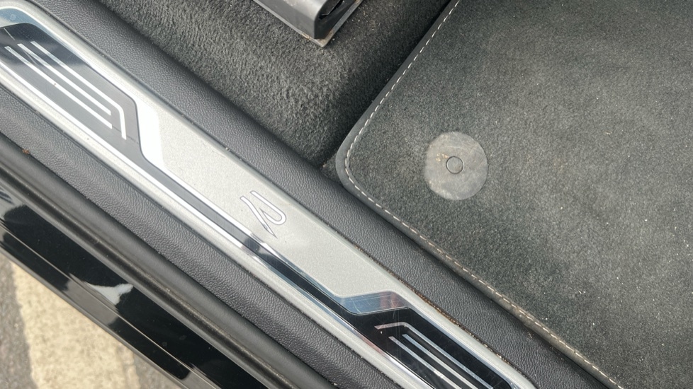 Used Volkswagen Touareg 2025 for sale - 76788348: Photo 40