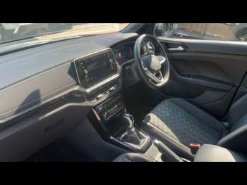 Used Volkswagen T-Cross 2024 for sale - 75150178: Photo