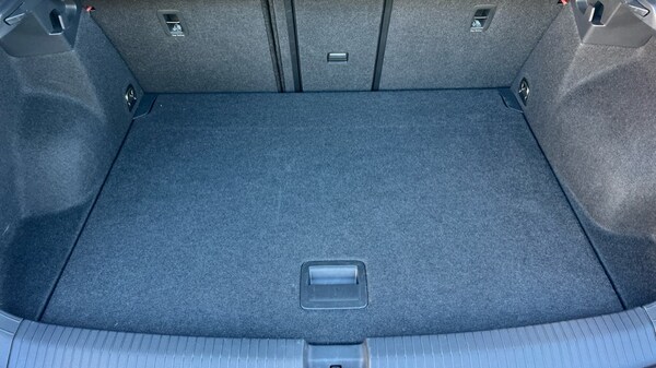 Used Volkswagen T-Roc 2023 for sale - 76124688: Photo 16