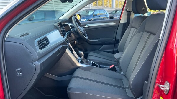 Used Volkswagen T-Roc 2023 for sale - 76124688: Photo 28