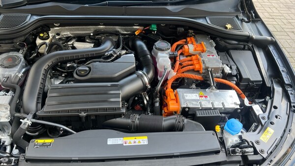 Used Volkswagen Golf 2025 for sale - 76328107: Photo 17