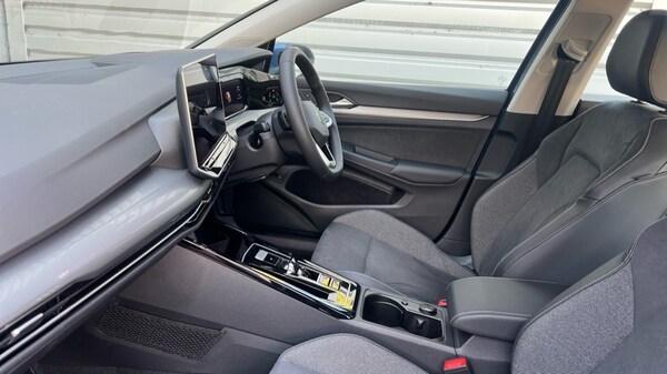 Used Volkswagen Golf 2025 for sale - 76328107: Photo 28