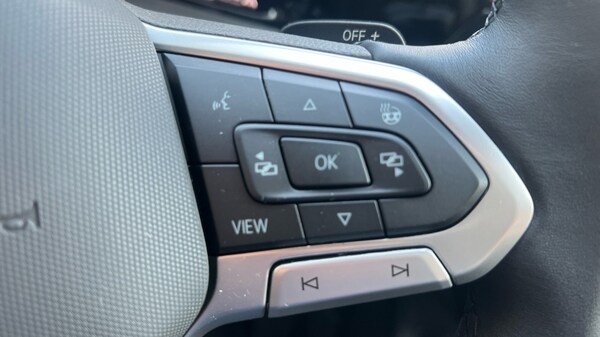 Used Volkswagen Golf 2025 for sale - 76328107: Photo 30