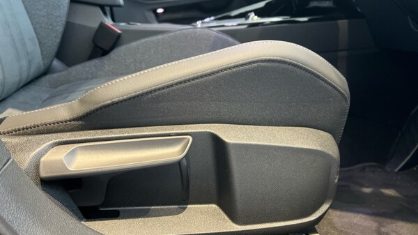 Used Volkswagen Golf 2025 for sale - 76328107: Photo 39