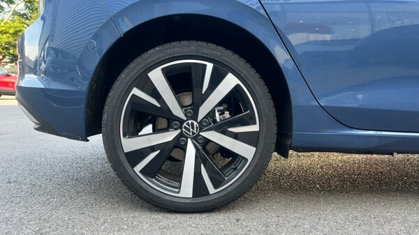 Used Volkswagen Golf 2025 for sale - 76328107: Photo 5