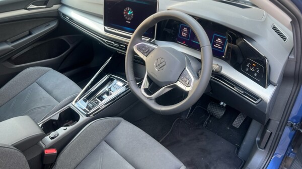 Used Volkswagen Golf 2025 for sale - 76328107: Photo 6