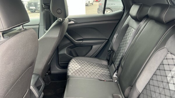 Used Volkswagen T-Cross 2025 for sale - 75636878: Photo 15