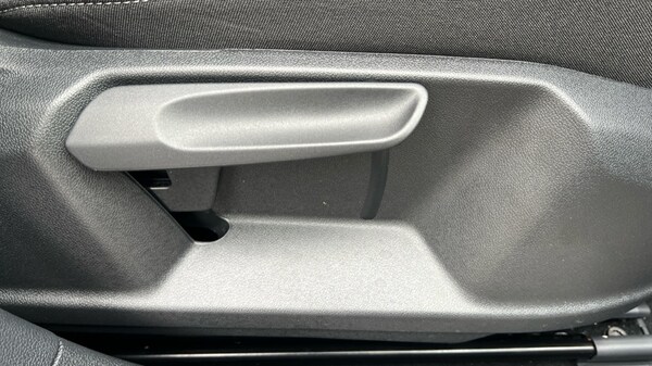 Used Volkswagen T-Cross 2025 for sale - 75636878: Photo 40