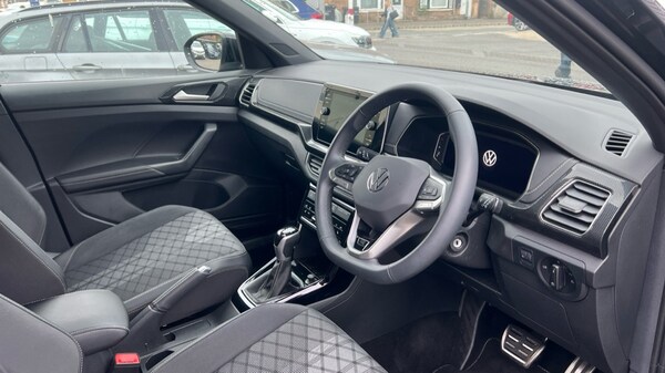 Used Volkswagen T-Cross 2025 for sale - 75636878: Photo 6
