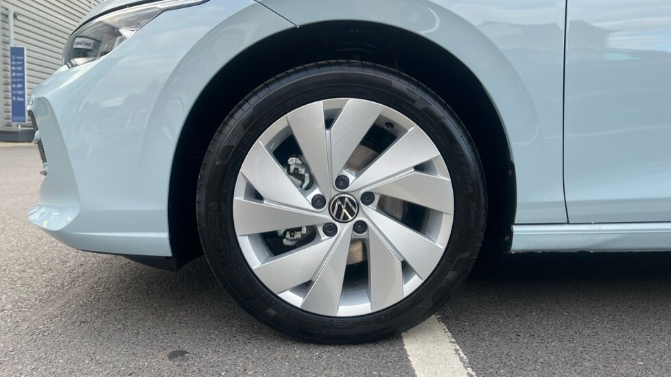 Used Volkswagen Golf 2025 for sale - 76328022: Photo 18