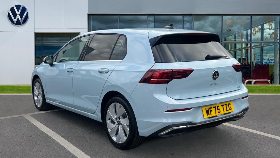 Used Volkswagen Golf 2025 for sale - 76328022: Photo 3