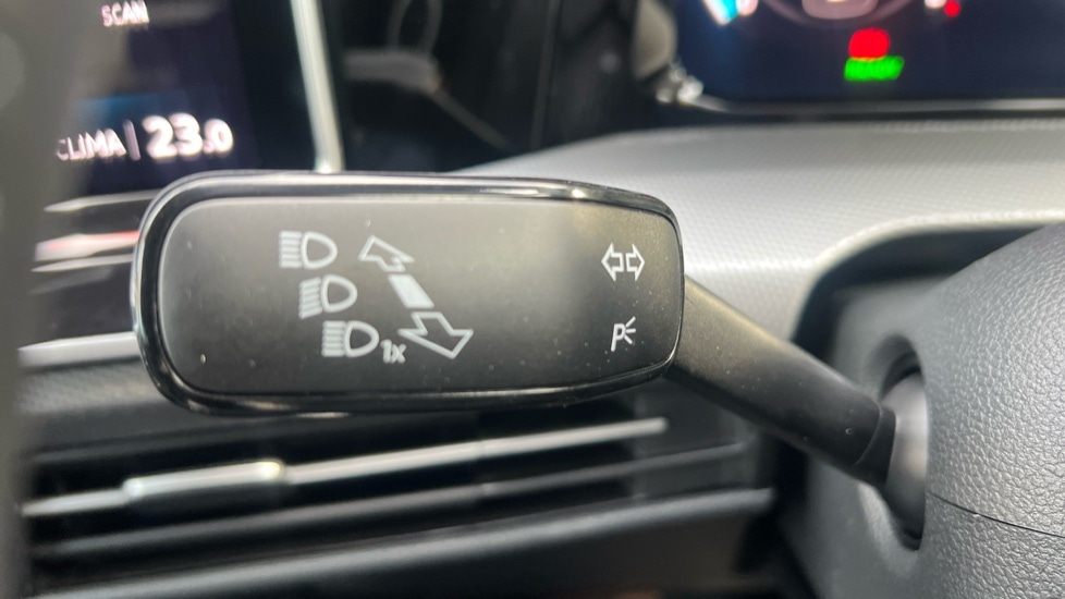 Used Volkswagen Golf 2025 for sale - 76328022: Photo 33