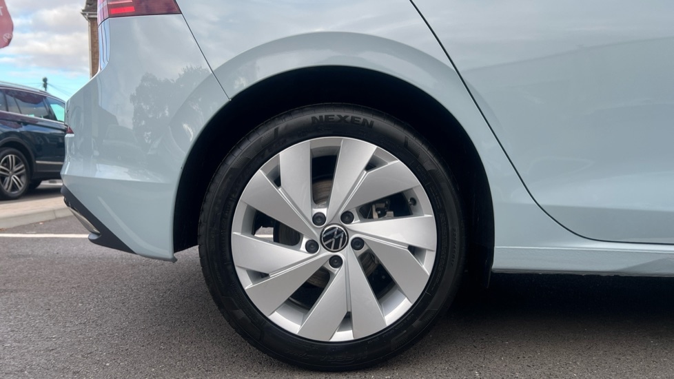 Used Volkswagen Golf 2025 for sale - 76328022: Photo 5