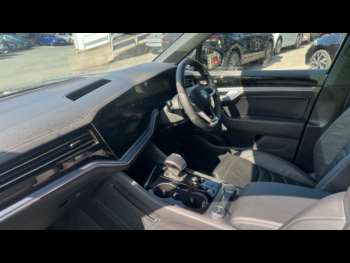 Used Volkswagen Touareg 2025 for sale - 75254704: Photo