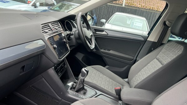 Used Volkswagen Tiguan 2022 for sale - 76104060: Photo 28