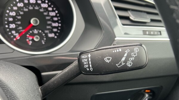 Used Volkswagen Tiguan 2022 for sale - 76104060: Photo 32