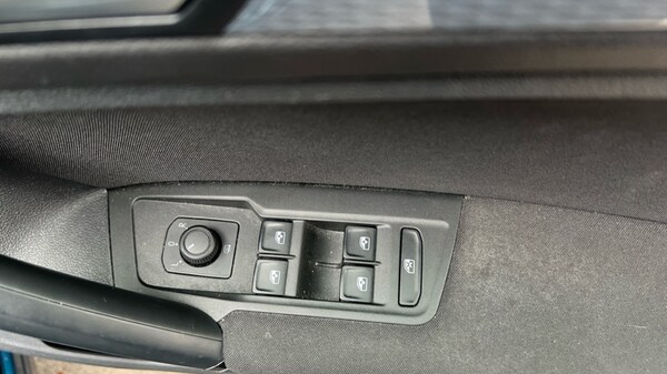 Used Volkswagen Tiguan 2022 for sale - 76104060: Photo 37
