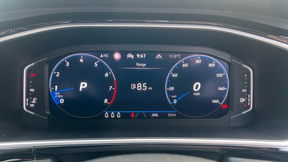 Used Volkswagen T-Roc 2025 for sale - 76328265: Photo 14